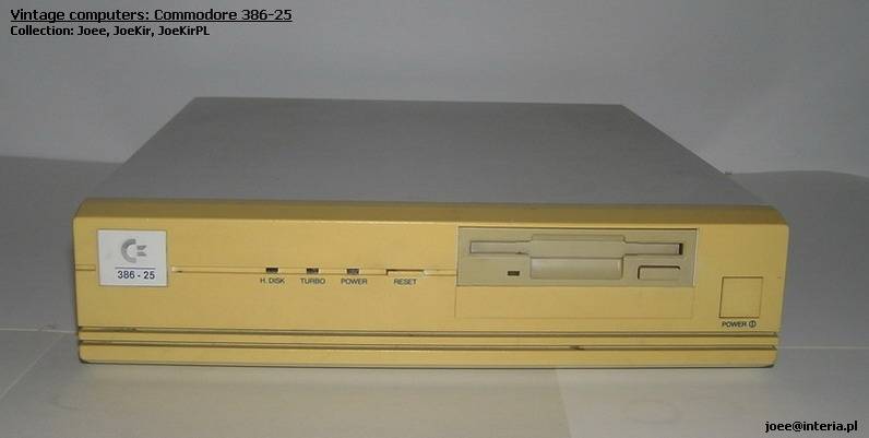 Commodore 386-25 - 01.jpg